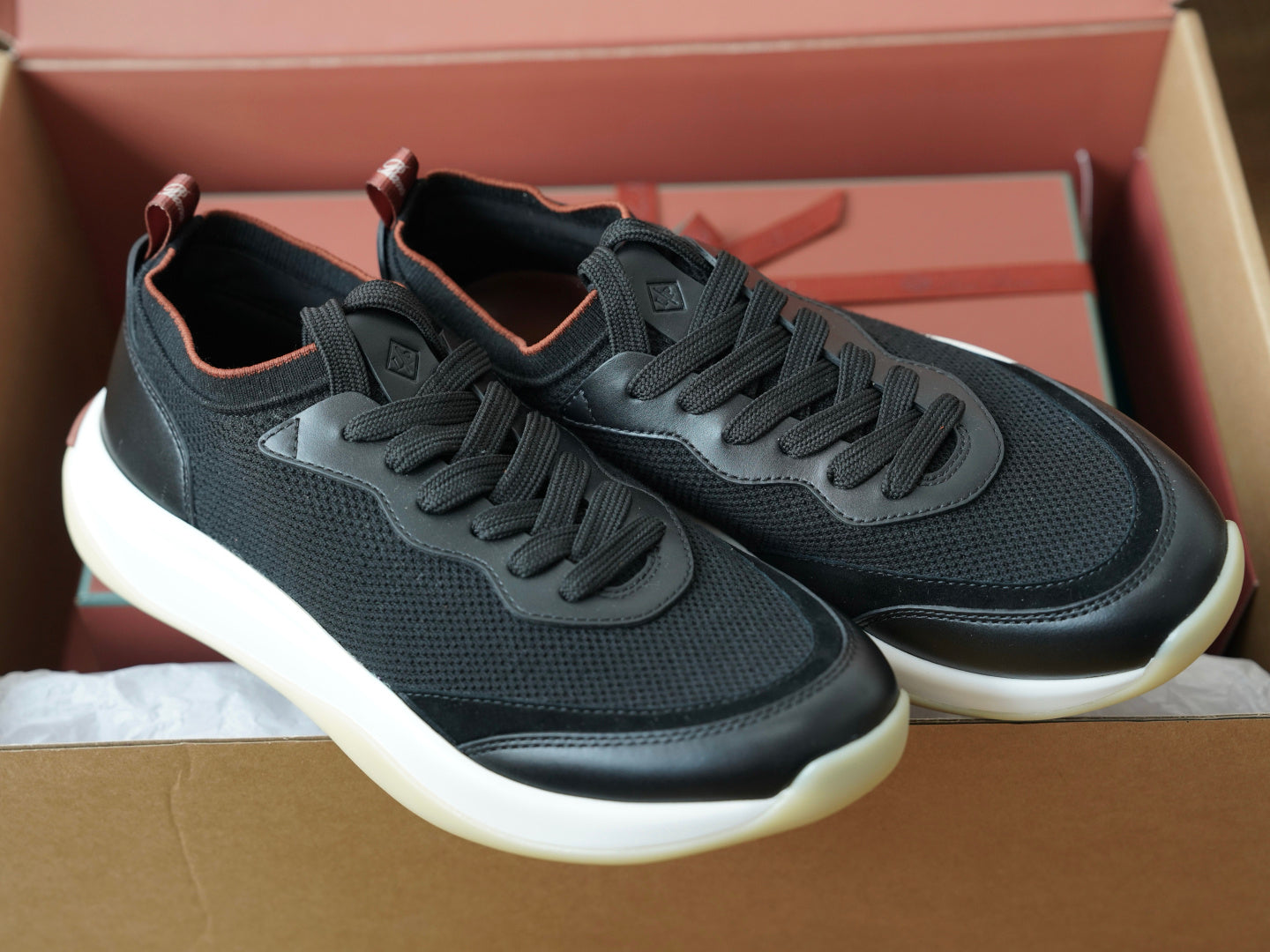 410 Sneakers