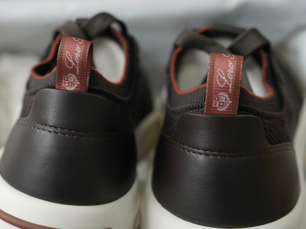 410 Sneakers
