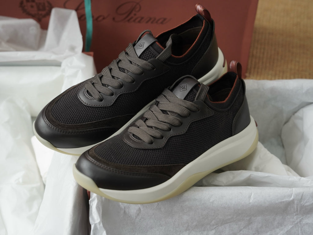 410 Sneakers
