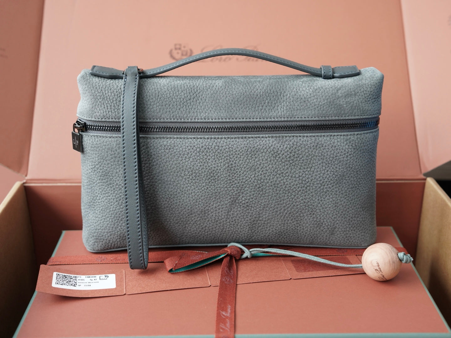 Extra Pouch L29
